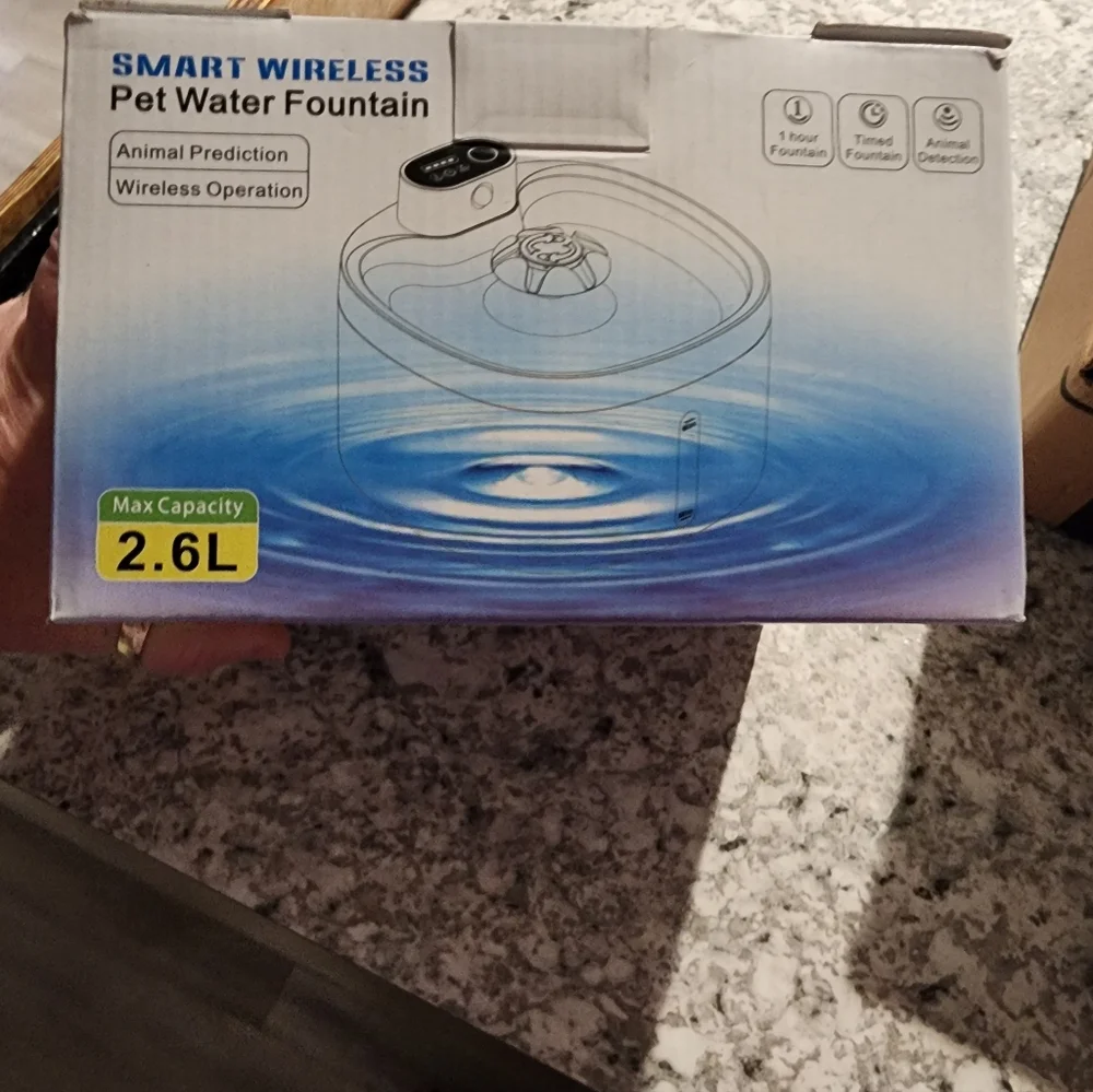 New In Box Smart Wireless Pet Water Fountain